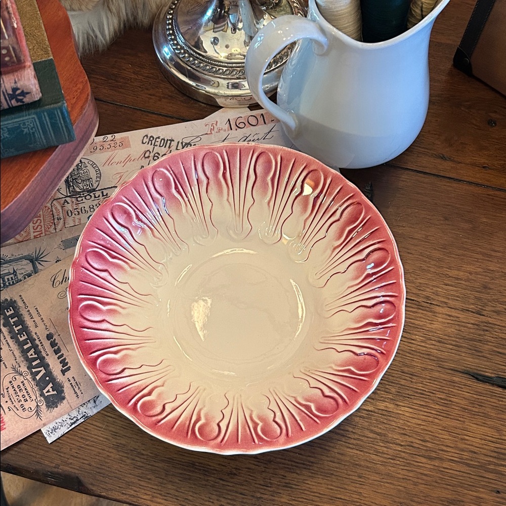 Scio Pottery Provincial “Hairpin” Serving Bowl - Picture 5 of 5